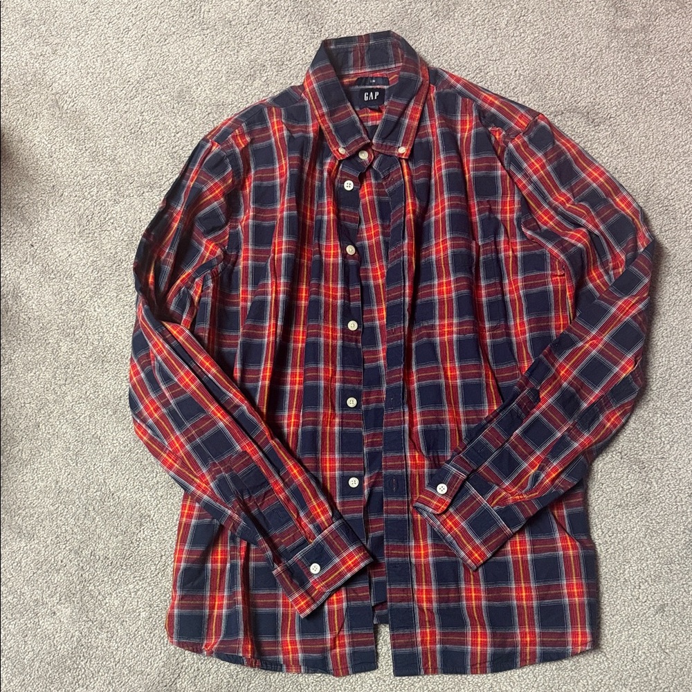 GAP Men's Navy and Red Checkered Shirt